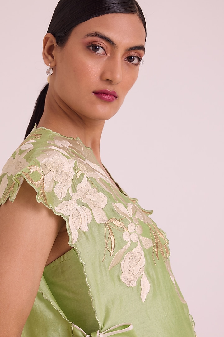 Mint Green Chanderi Silk Floral Embroidered Cape Set by MADDER MUCH at Pernia's Pop Up Shop