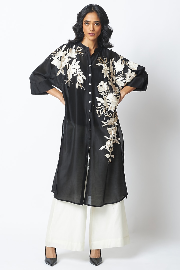 Black Chanderi Silk Embroidered Tunic Set by MADDER MUCH at Pernia's Pop Up Shop
