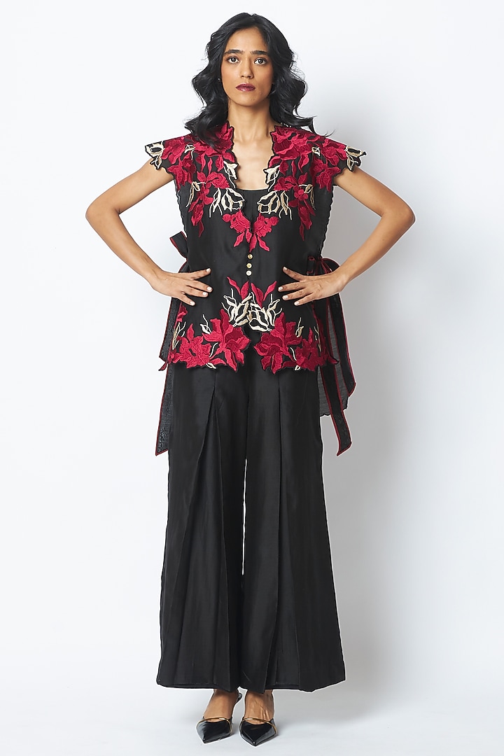Black Handloom Chanderi Embroidered Co-Ord Set by MADDER MUCH at Pernia's Pop Up Shop
