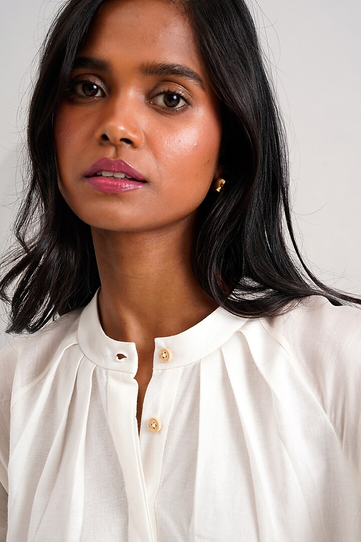 White Handloom Cotton Hand Embroidered Tunic Set by MADDER MUCH at Pernia's Pop Up Shop