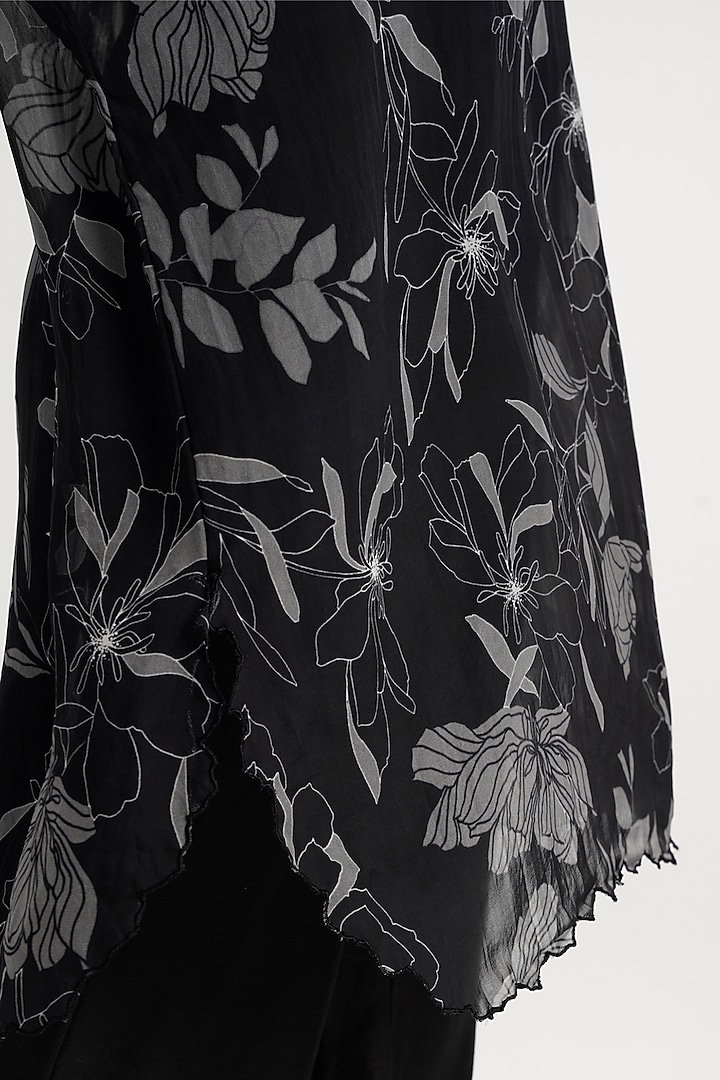 Black Handloom Chanderi Silk Co-Ord Set by MADDER MUCH at Pernia's Pop Up Shop