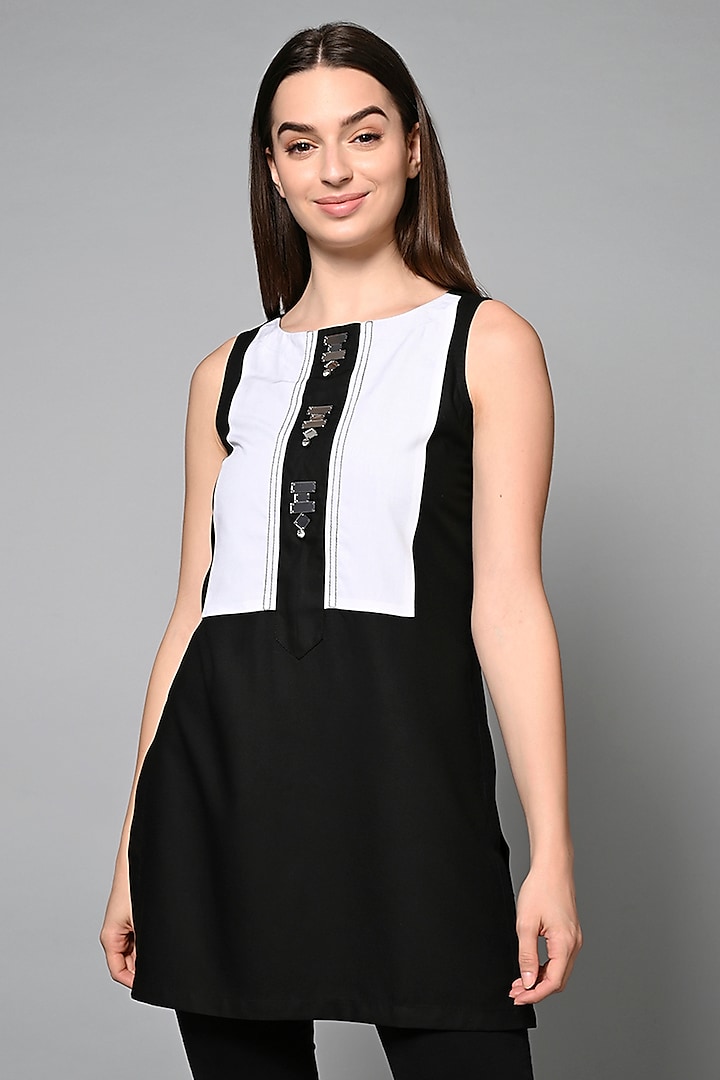 Black & White Viscose Rayon Hand Embroidered Tunic by House of MANAA at Pernia's Pop Up Shop