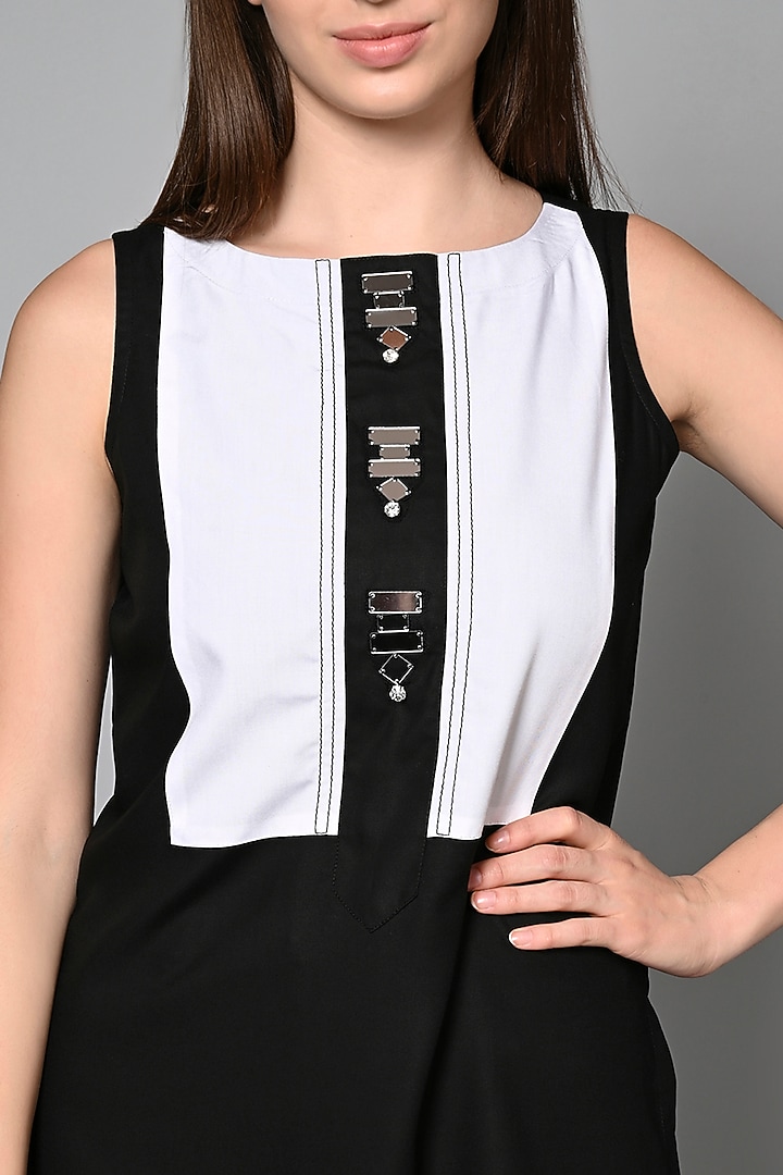 Black & White Viscose Rayon Hand Embroidered Tunic by House of MANAA at Pernia's Pop Up Shop