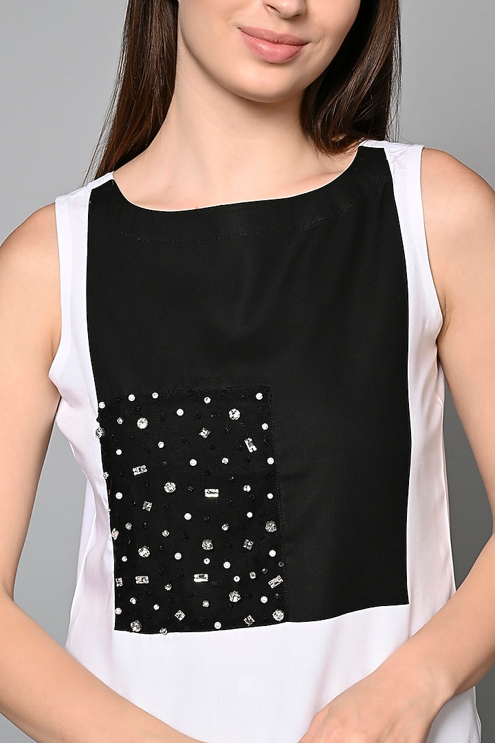 Black & White Viscose Rayon Hand Embroidered Tunic by House of MANAA at Pernia's Pop Up Shop
