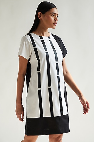 White & Black Cotton Shift Dress by House of MANAA