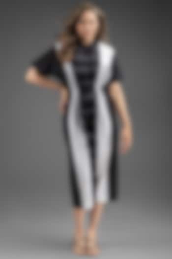 Black & White Cotton Gathered Jumpsuit by House of MANAA