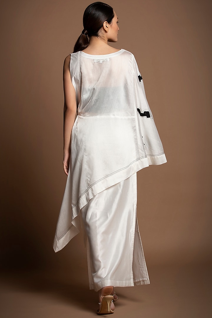 White Chanderi Silk Skirt Set by House of MANAA at Pernia's Pop Up Shop