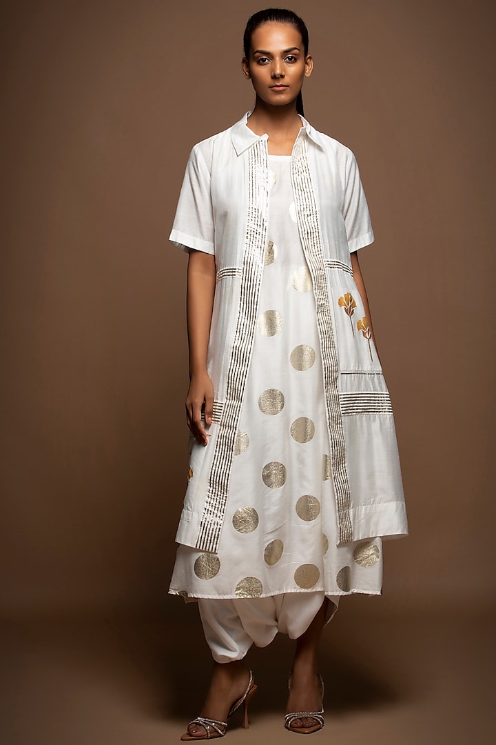 White Silk Chanderi Hand Painted Jacket Set by House of MANAA at Pernia's Pop Up Shop