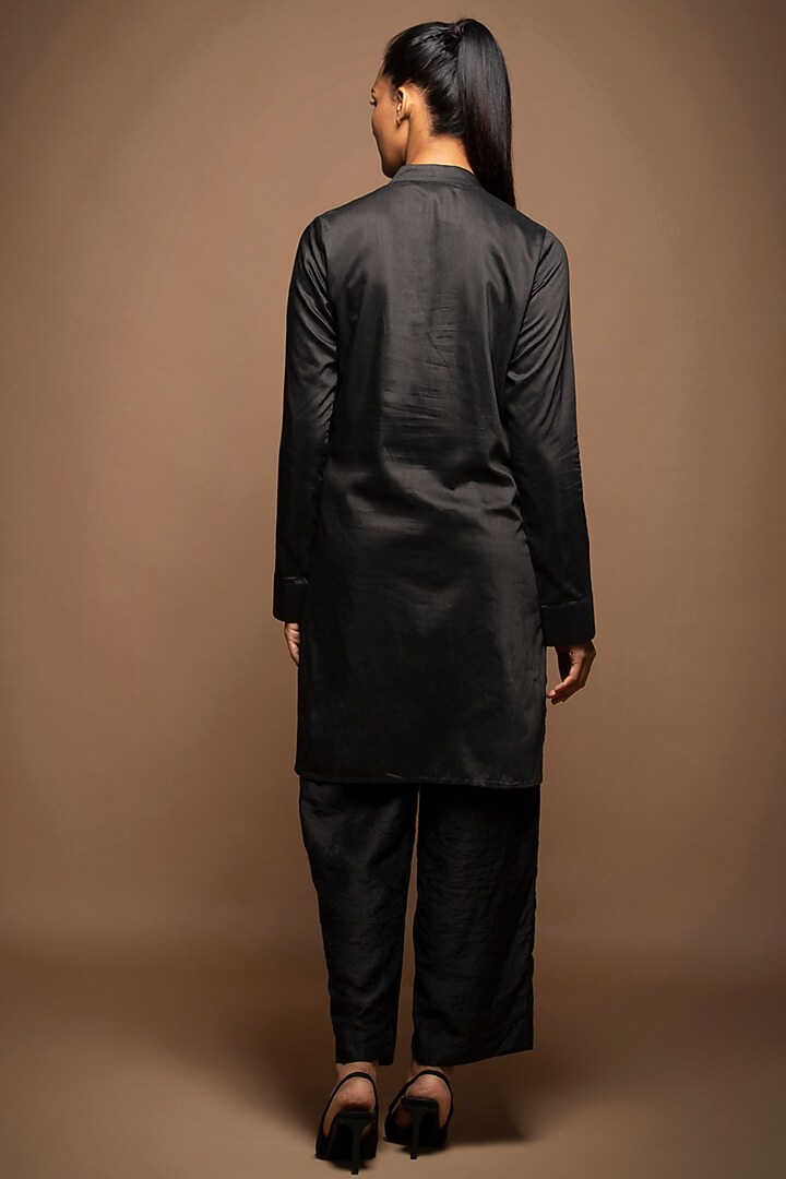 Black Viscose Silk Cutdana Embroidered Tunic Set by House of MANAA at Pernia's Pop Up Shop