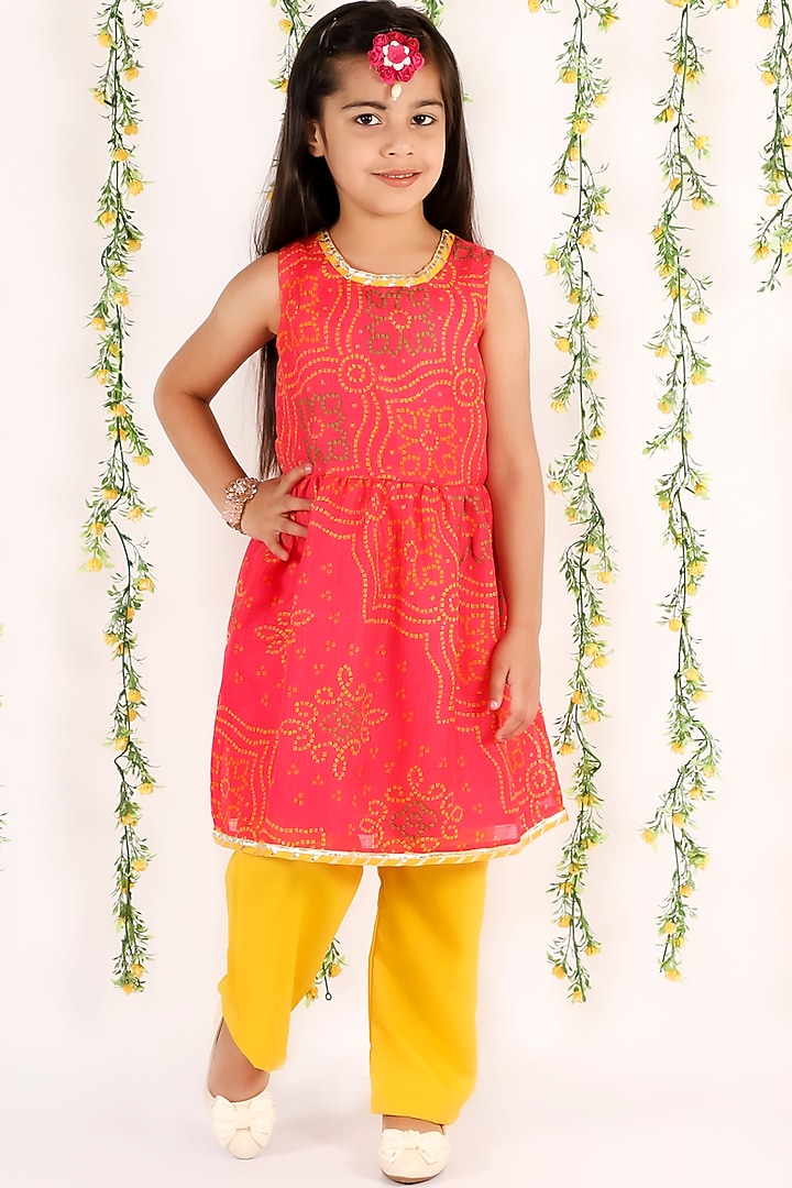 Orange Silk Kurta Set For Girls Design by M'andy at Pernia's Pop Up Shop 2023