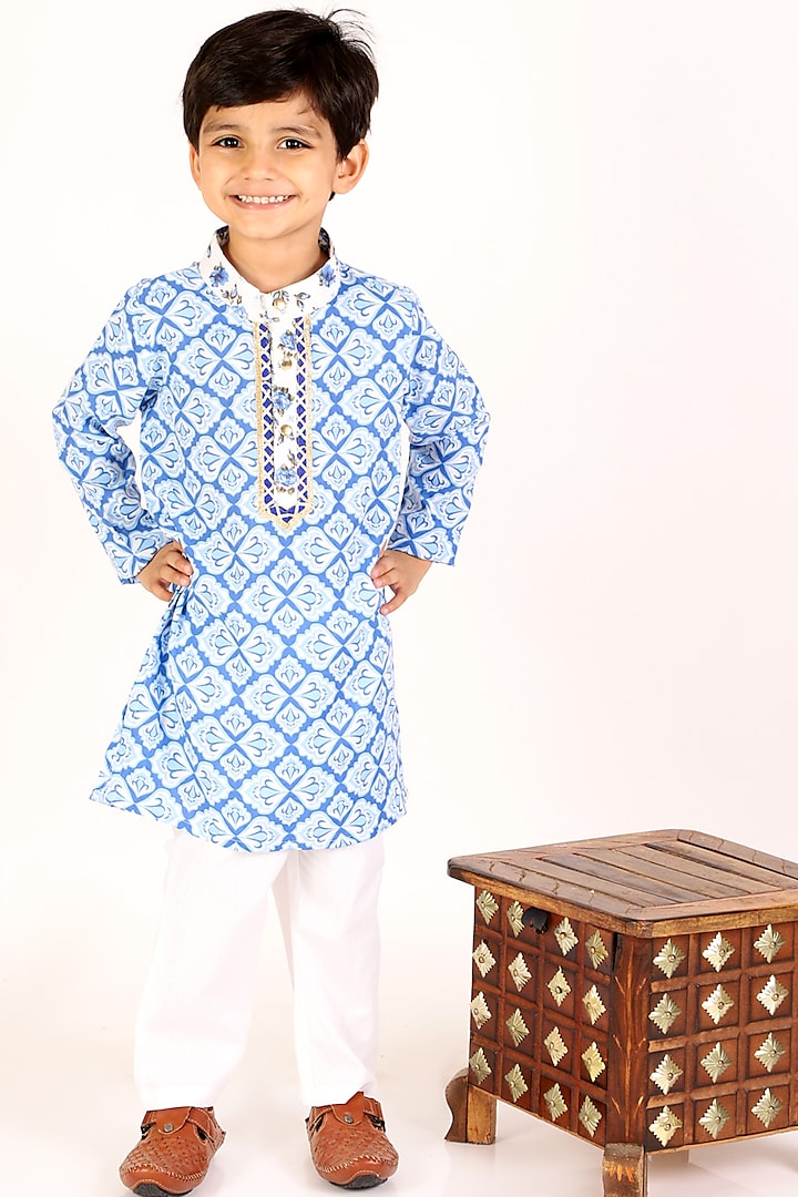 Blue Cotton Printed Kurta Set For Boys by M'andy