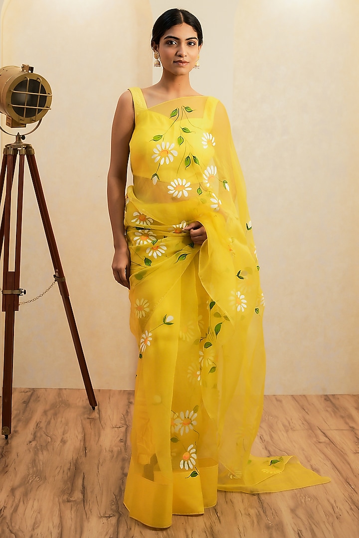 Yellow Pure Organza Floral Hand-Painted Saree Set by Mangalmay By Aastha