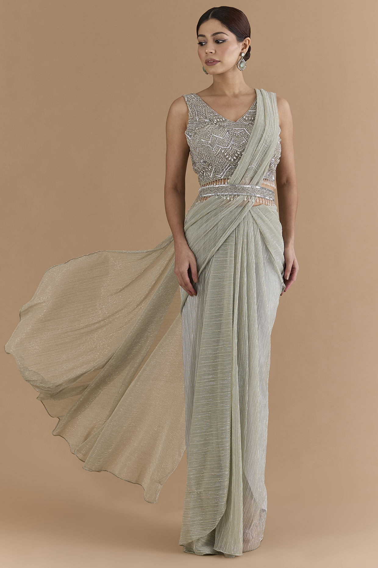 Silver Tulle & Net Draped Wedding Saree Set by Mansi Malhotra at Pernia's Pop Up Shop