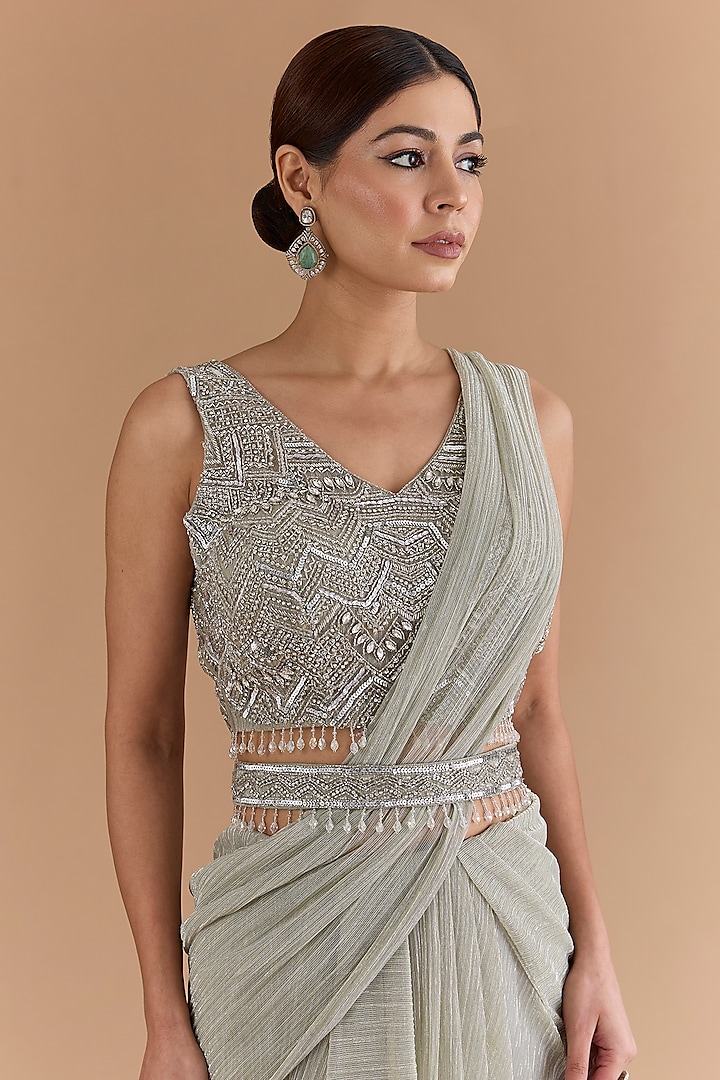 Silver Tulle & Net Draped Wedding Saree Set by Mansi Malhotra at Pernia's Pop Up Shop