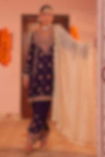 Purple Silk Marodi Embroidered Kurta Set by MANTHAN at Pernia's Pop Up Shop