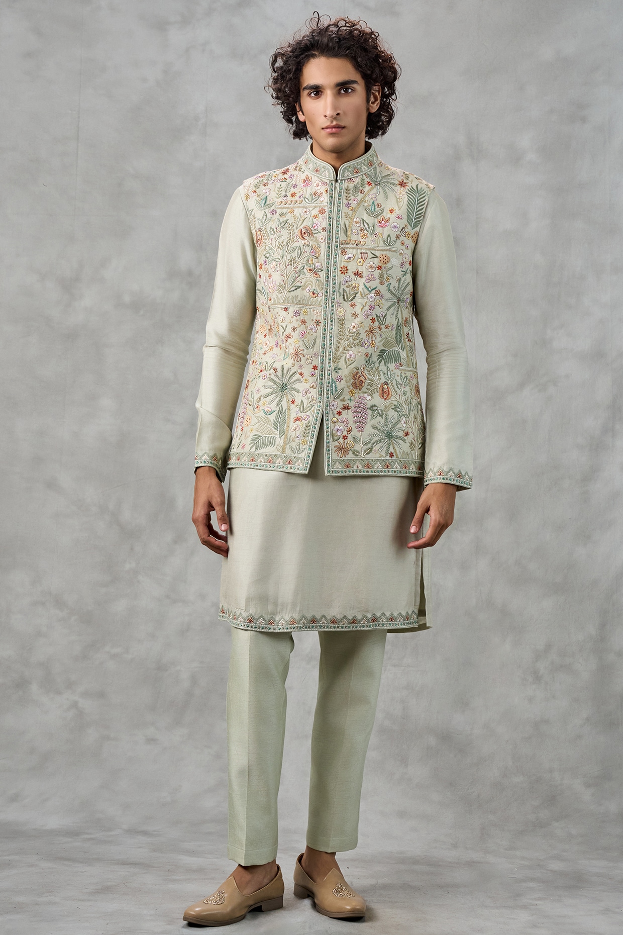 Twamev Green Art Silk Thread Embroidered Bundi Jacket Set