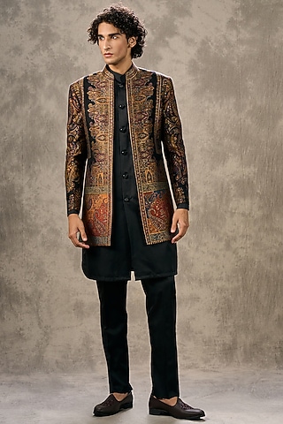 Black Brocade Thread Embroidered Jacket Set by Twamev