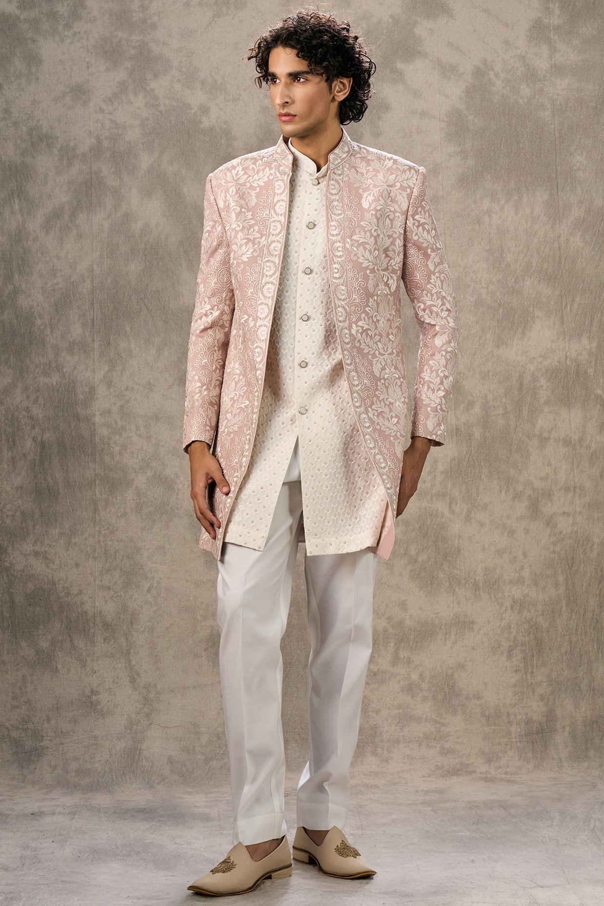 Twamev Dusty Pink Georgette Thread Embroidered Indowestern Set