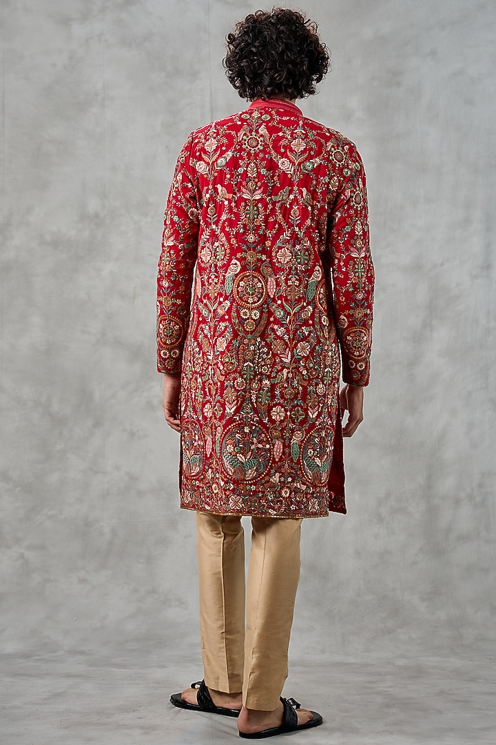 Red Georgette Thread Embroidered Kurta Set by Twamev at Pernia's Pop Up Shop