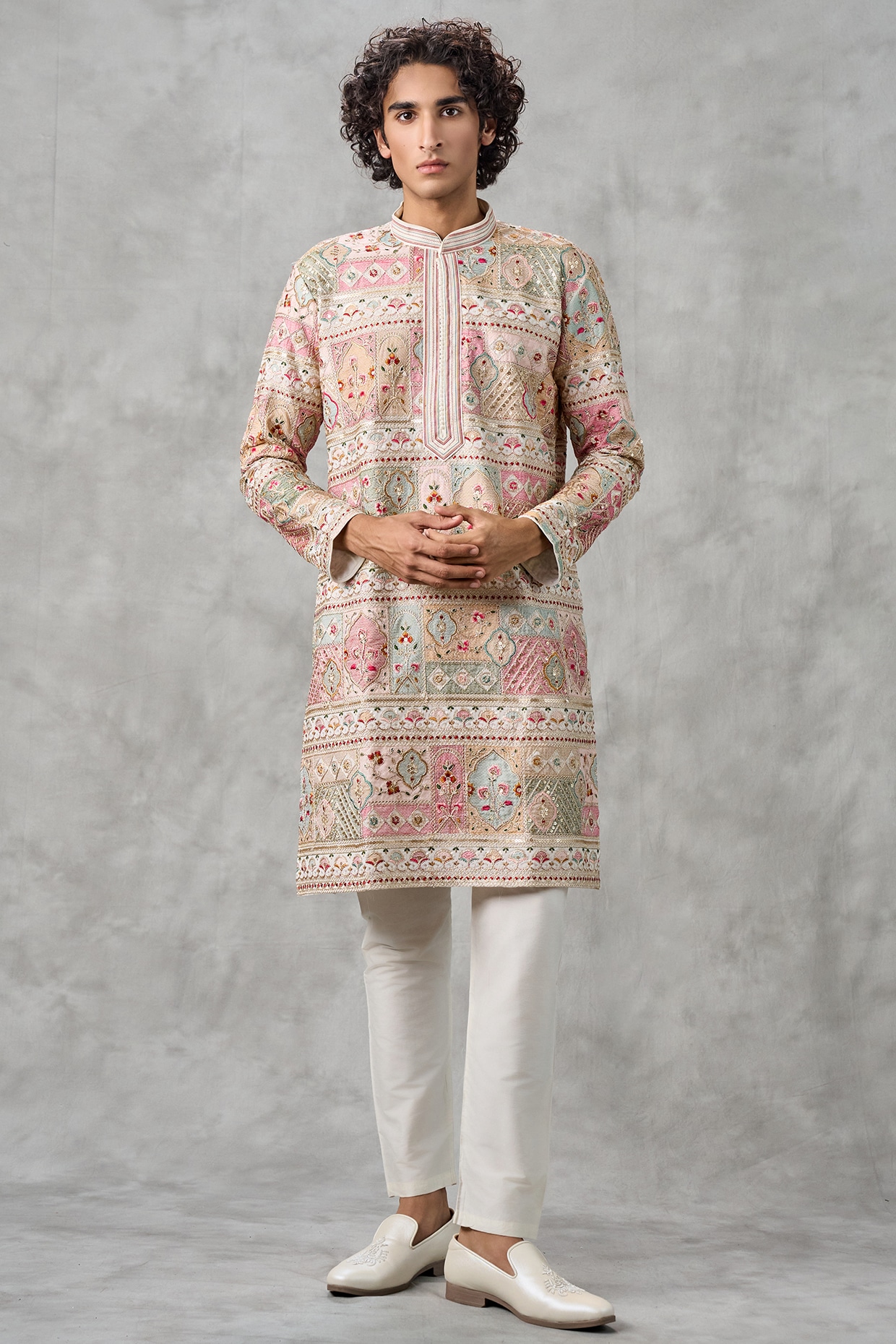 Twamev Cream Georgette Thread Embroidered Kurta Set