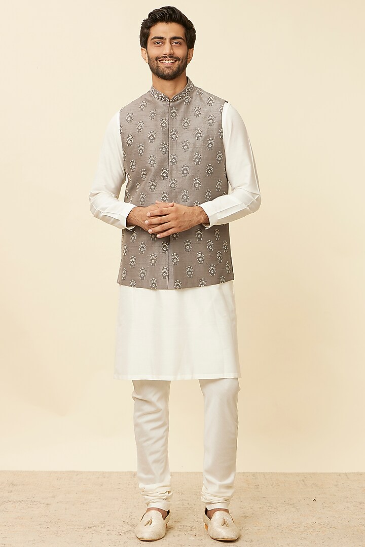 Warm White Art Silk Hand Embroidered Bundi Jacket Set by Twamev at Pernia's Pop Up Shop