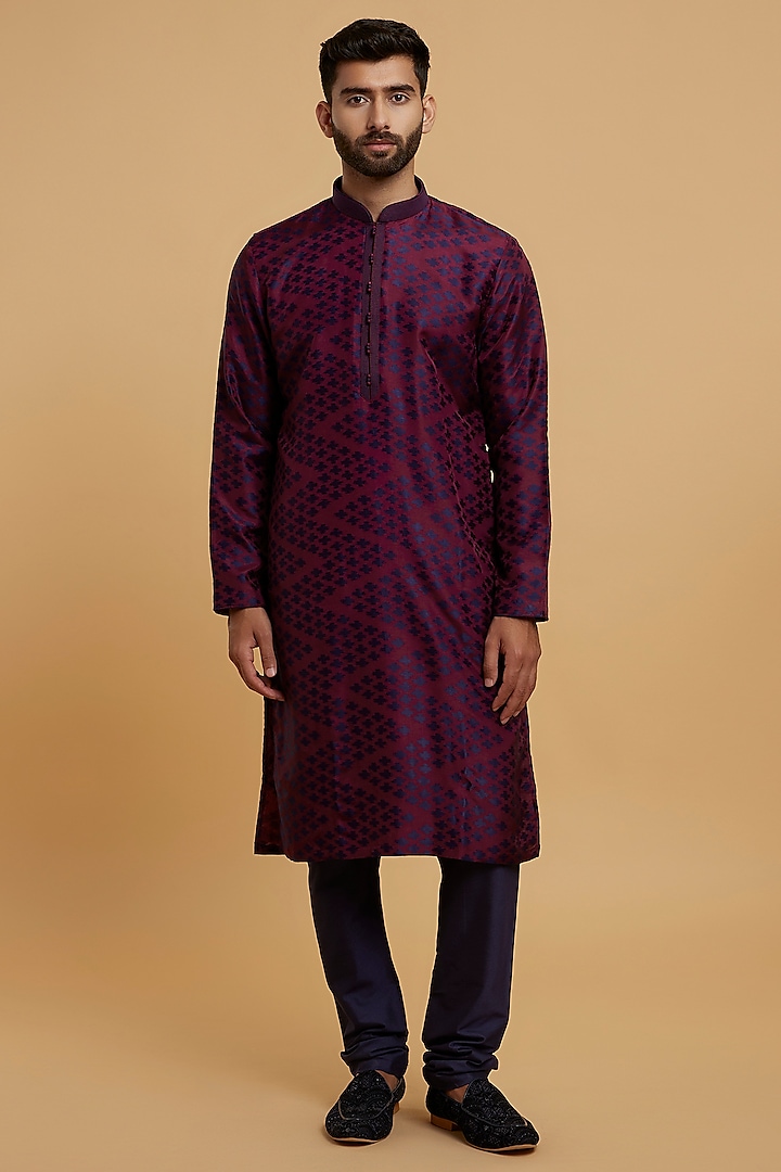 Maroon Blended Rayon Kurta Set by Twamev