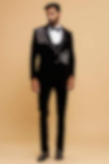 Black Velvet Blazer Set by Twamev
