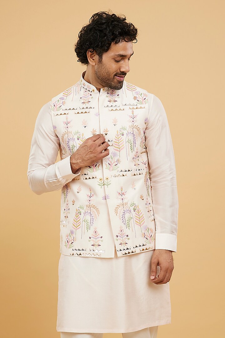 Baby Pink Art Silk Thread Embroidered Bundi Jacket Set by Twamev at Pernia's Pop Up Shop