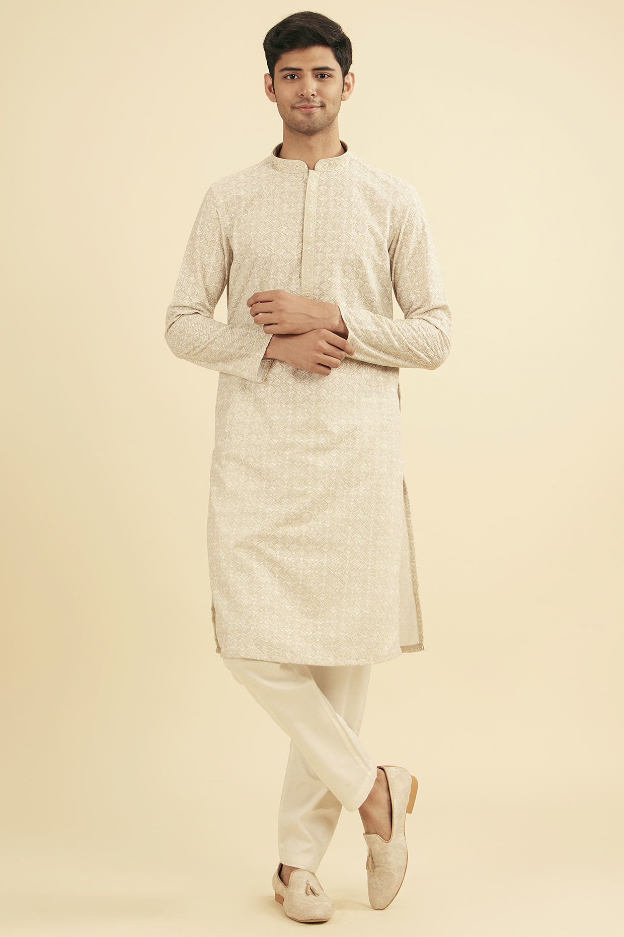 Green Cotton Blend Embroidered Kurta Set by Manyavar