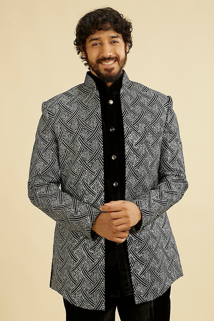 Black Velvet Thread Work Indo-Western Set by Manyavar at Pernia's Pop Up  Shop