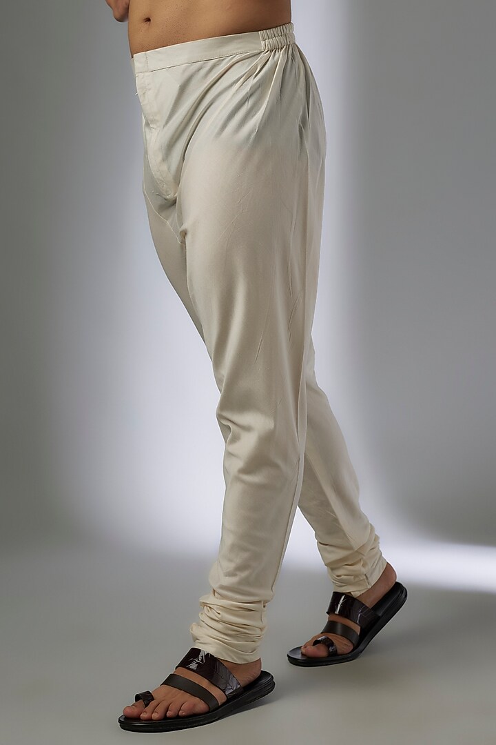 Grey Silk Pintuck Kurta Set by MAPXENCARS at Pernia's Pop Up Shop