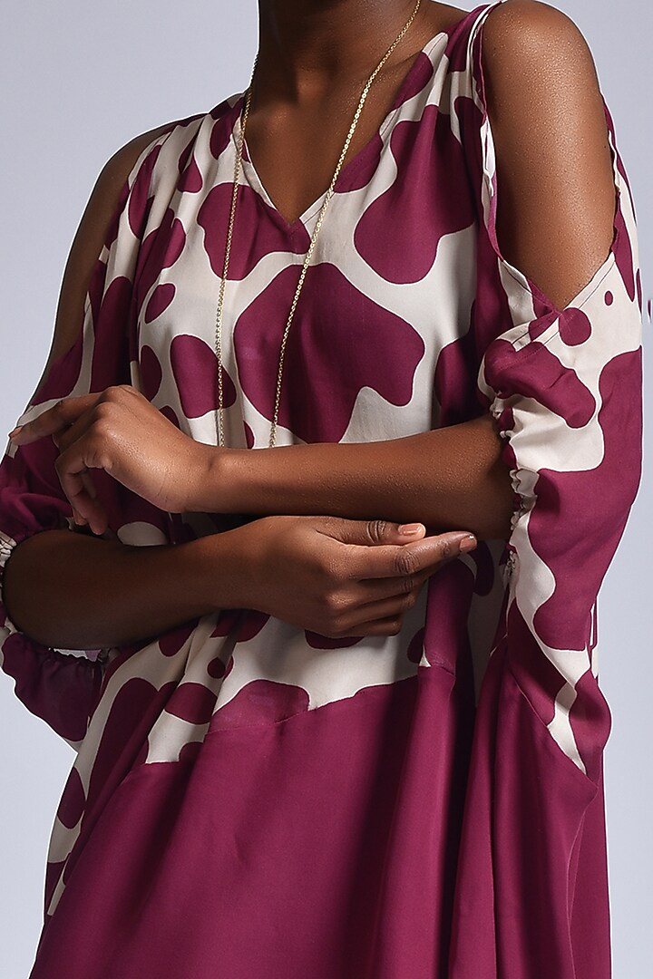 Chalk & Burgundy Color Blocked Kaftan Dress by Marichi at Pernia's Pop Up Shop