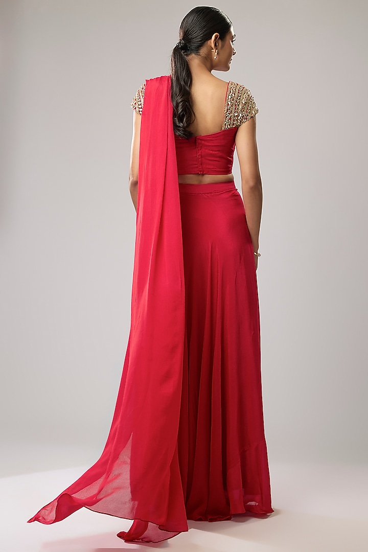 Pink Pure Chiffon Hand Embroidered Draped Wedding Saree Set by Mahek Rohra at Pernia's Pop Up Shop