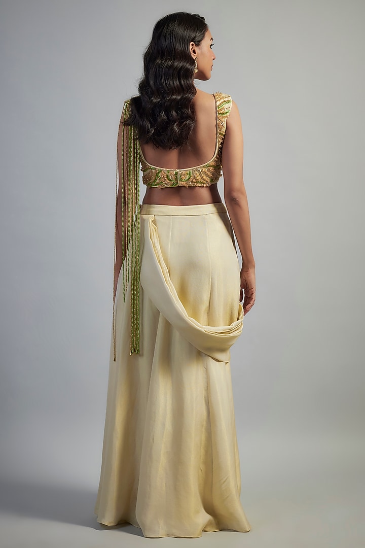 Ivory Shimmer Organza Zardosi Embellished Skirt Wedding Saree Set by Mahek Rohra at Pernia's Pop Up Shop