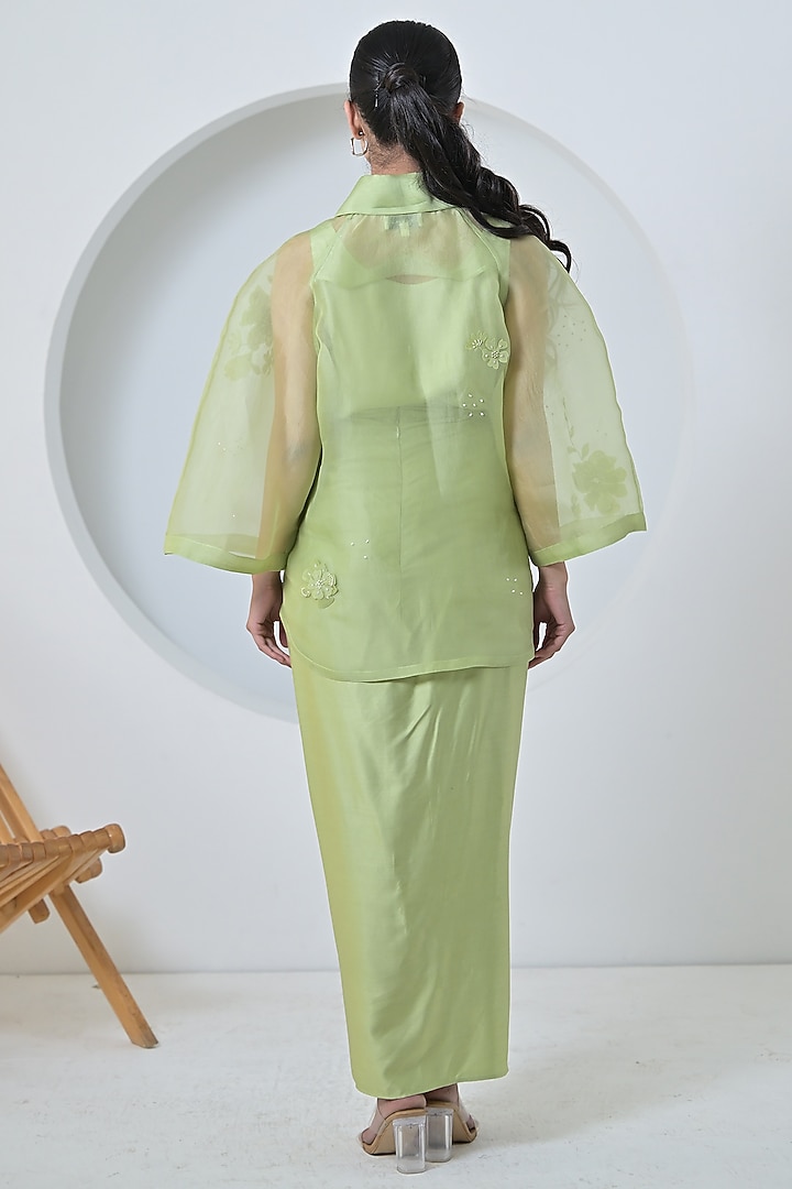 Lime Green Organza & Shantoon Hand Embroidered Knot Skirt Set by Ruchika and Mallika Pretwear at Pernia's Pop Up Shop