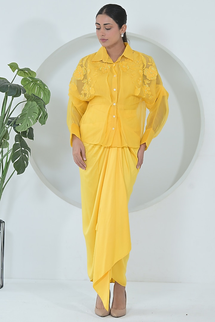 Sun Yellow Organza & Modal Satin Pleated Skirt Set by Ruchika and Mallika Pretwear at Pernia's Pop Up Shop