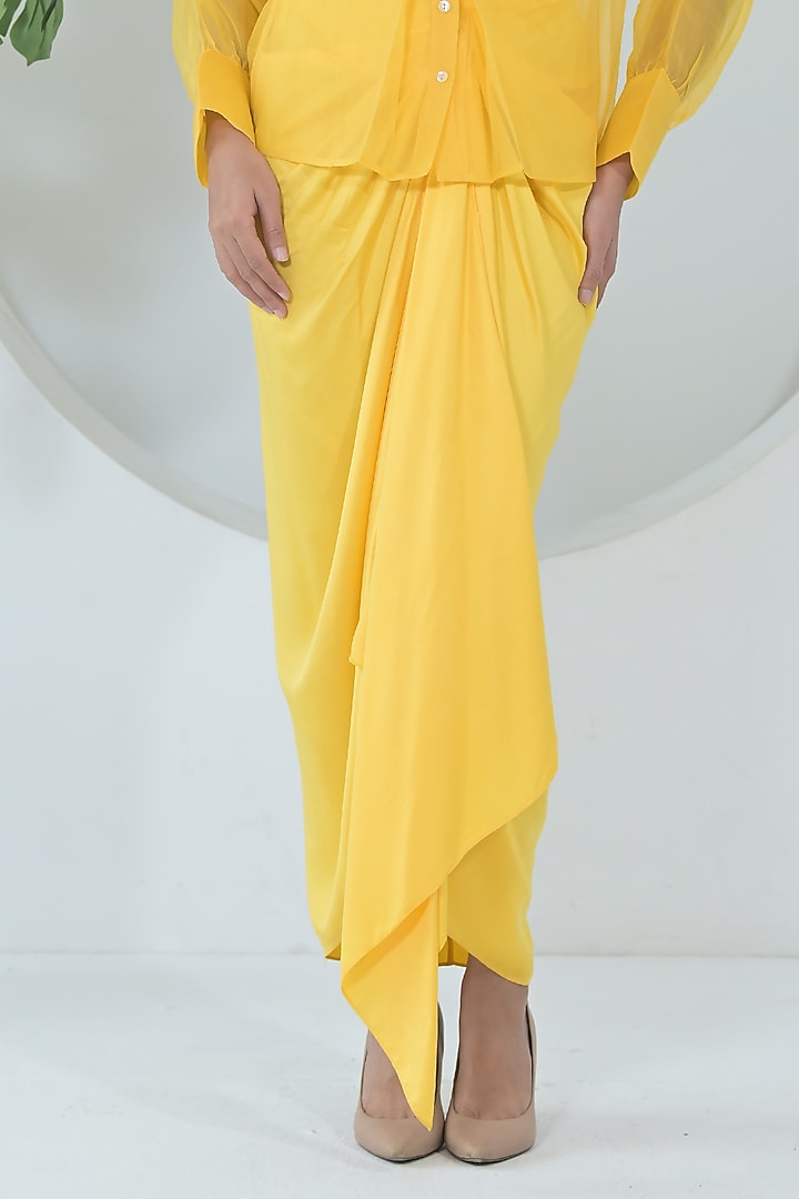 Sun Yellow Organza & Modal Satin Pleated Skirt Set by Ruchika and Mallika Pretwear at Pernia's Pop Up Shop