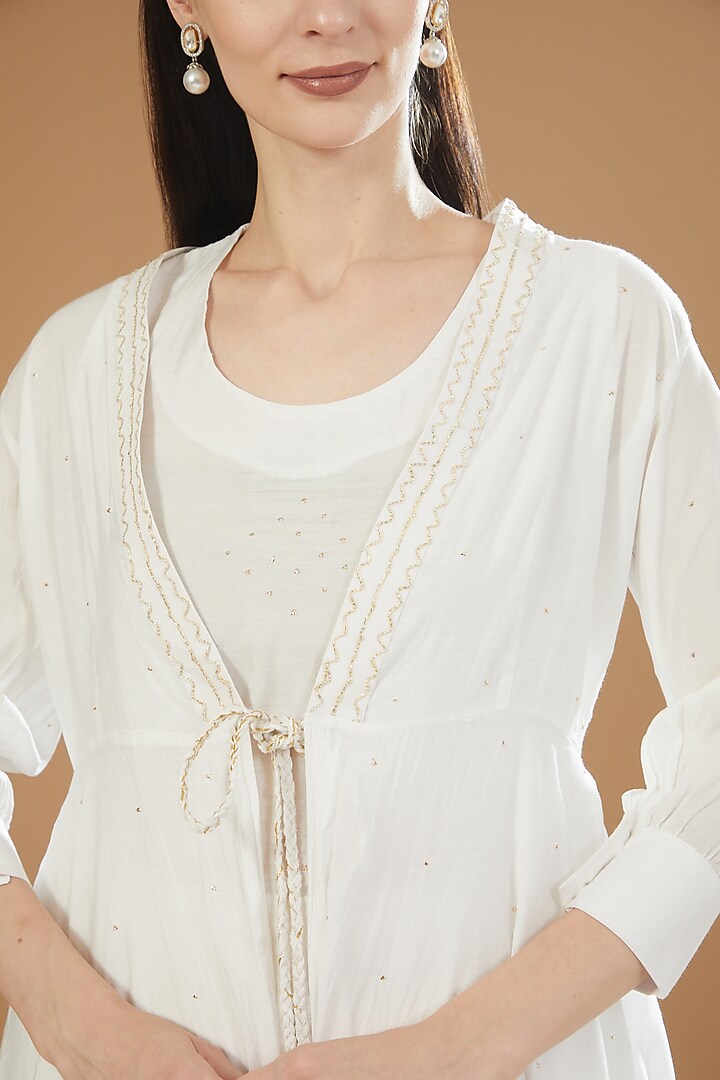 White Chanderi Cotton Embroidered Tunic Set by SAMAK BY MARZIAMEHDI at Pernia's Pop Up Shop