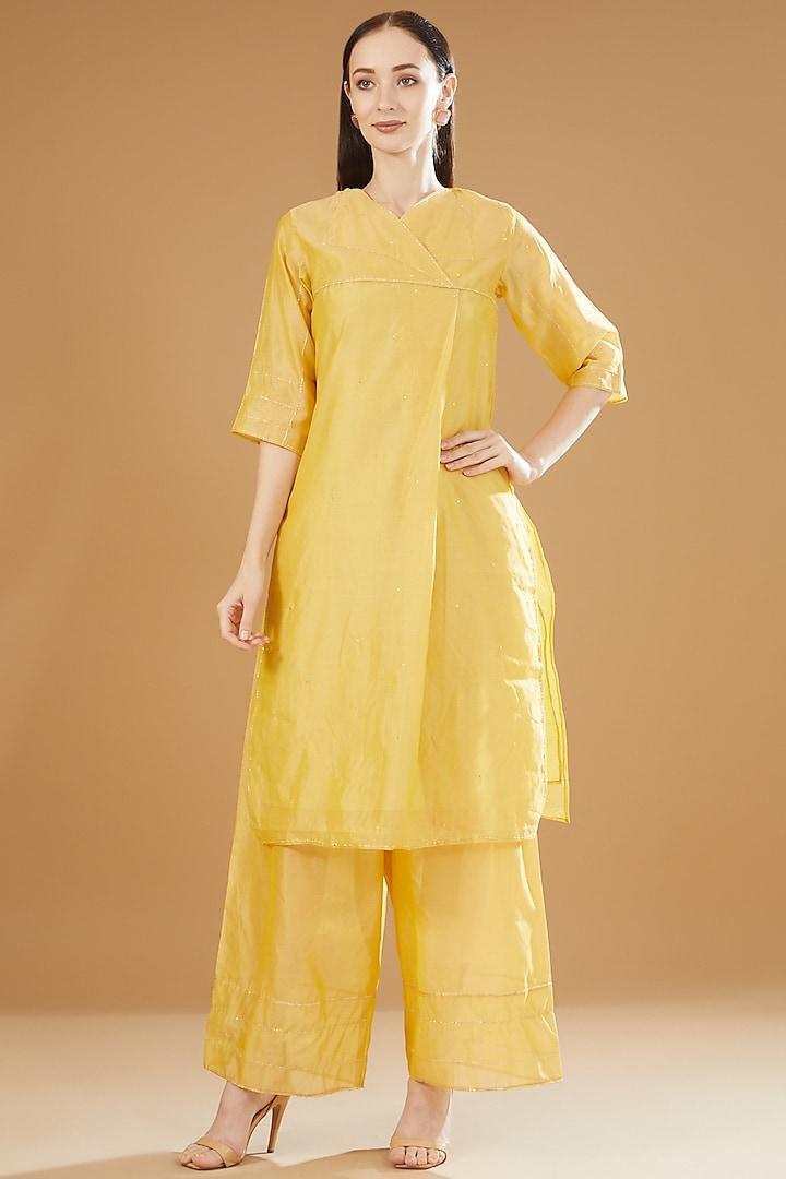 Yellow Chanderi Cotton Embroidered Pleated Kurta Set by SAMAK BY MARZIAMEHDI at Pernia's Pop Up Shop