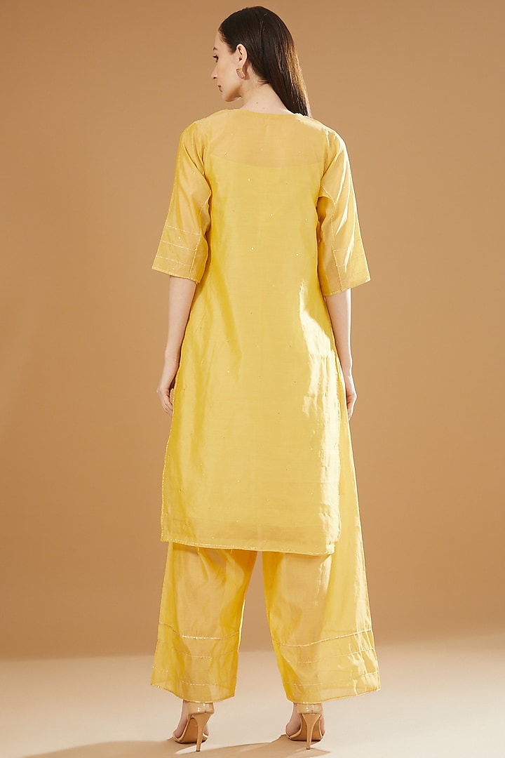 Yellow Chanderi Cotton Embroidered Pleated Kurta Set by SAMAK BY MARZIAMEHDI at Pernia's Pop Up Shop