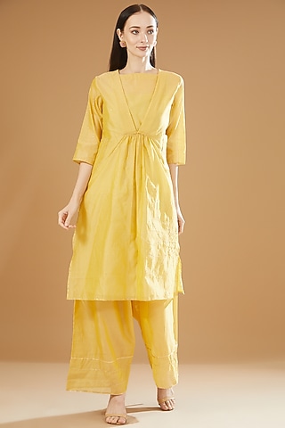 Yellow Chanderi Cotton Embroidered Gathered Kurta Set by SAMAK BY MARZIAMEHDI