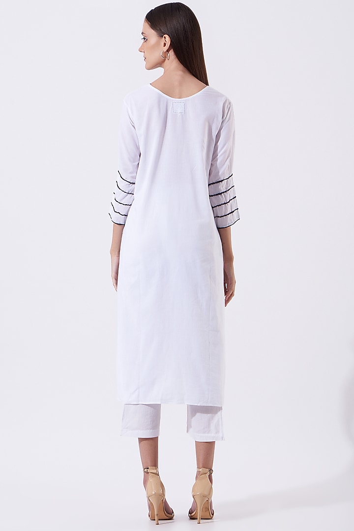 White Embroidered Kurta Set by SAMAK BY MARZIAMEHDI at Pernia's Pop Up Shop