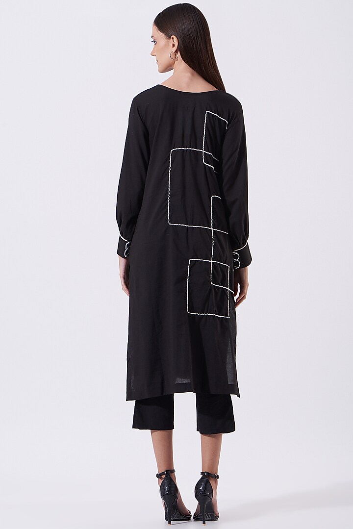 Black Embroidered Kurta Set by SAMAK BY MARZIAMEHDI at Pernia's Pop Up Shop