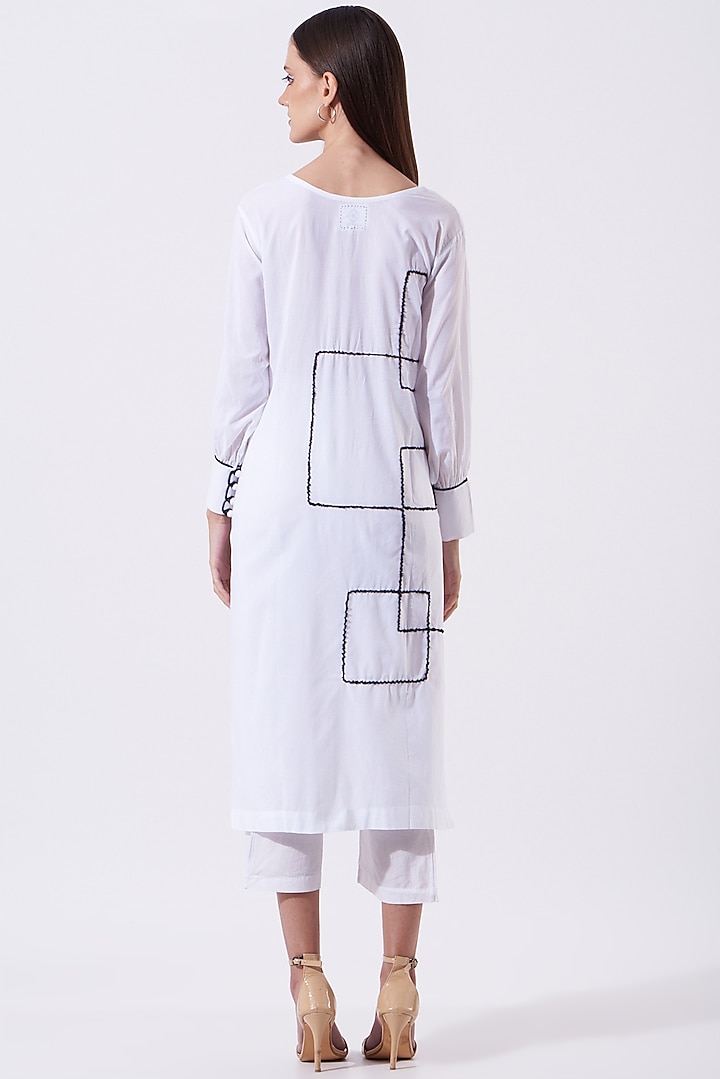 White Embroidered Layered Kurta Set by SAMAK BY MARZIAMEHDI at Pernia's Pop Up Shop