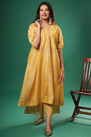 Yellow Chanderi Cotton Kurta Set by SAMAK BY MARZIAMEHDI