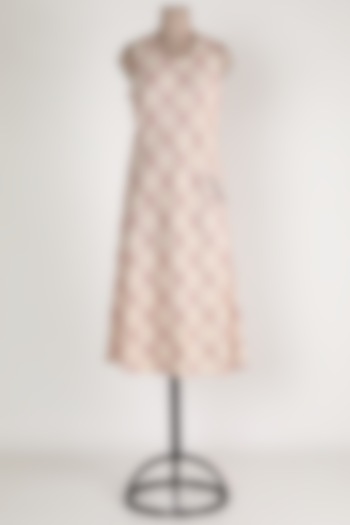 Red Sleeveless Kurta by Mayank Anand & Shraddha Nigam at Pernia's Pop Up Shop