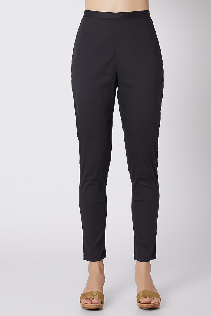 Maroon Draped Top With Black Pants by Mayank Anand & Shraddha Nigam at Pernia's Pop Up Shop