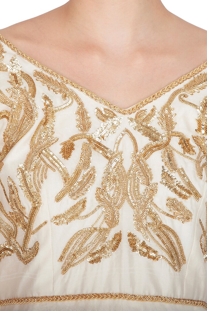 Ivory Embroidered Wedding Anarkali Set by Mansi Malhotra at Pernia's Pop Up Shop