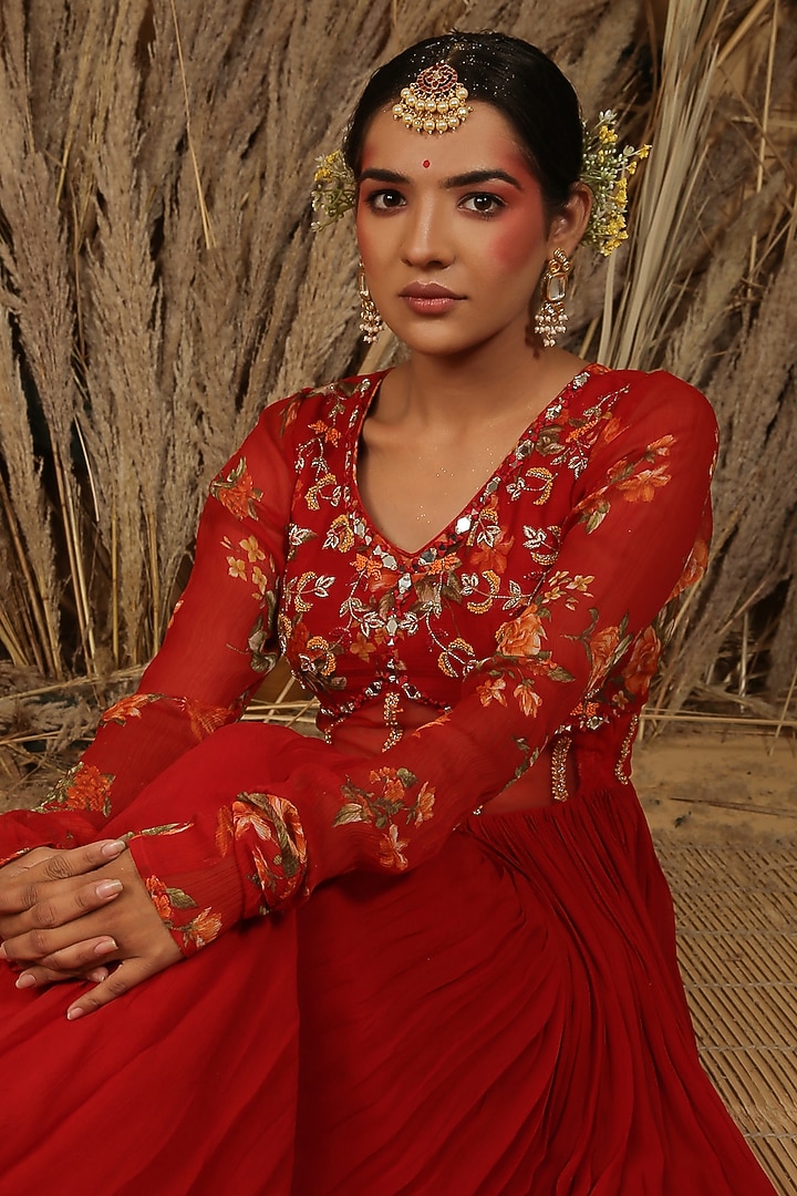 Red Georgette Aari & Zardosi Embroidered Party Wear Anarkali Set by MANISHA SONI at Pernia's Pop Up Shop