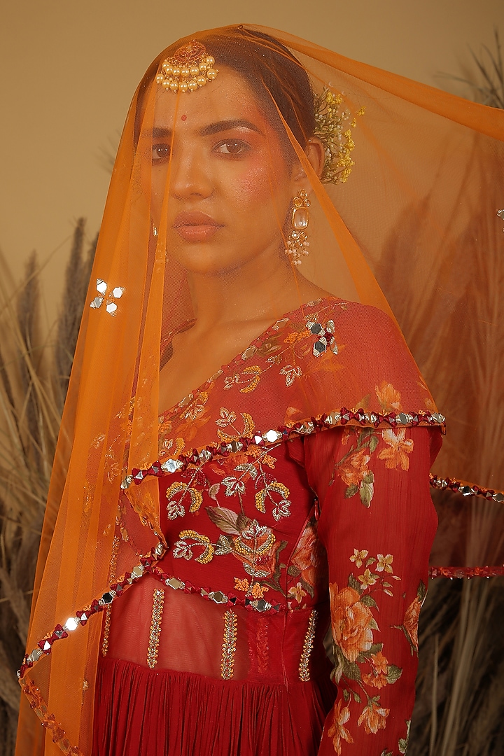 Red Georgette Aari & Zardosi Embroidered Party Wear Anarkali Set by MANISHA SONI at Pernia's Pop Up Shop